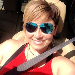 Meet your Posher, Wendy